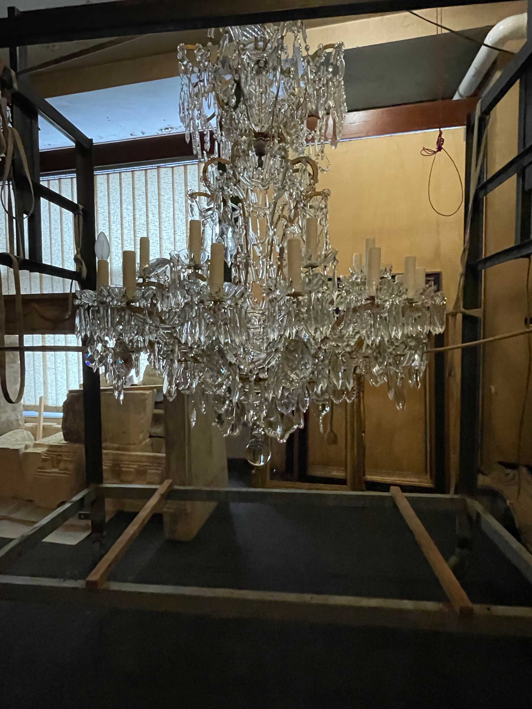 Grand lustre entièrement révisé