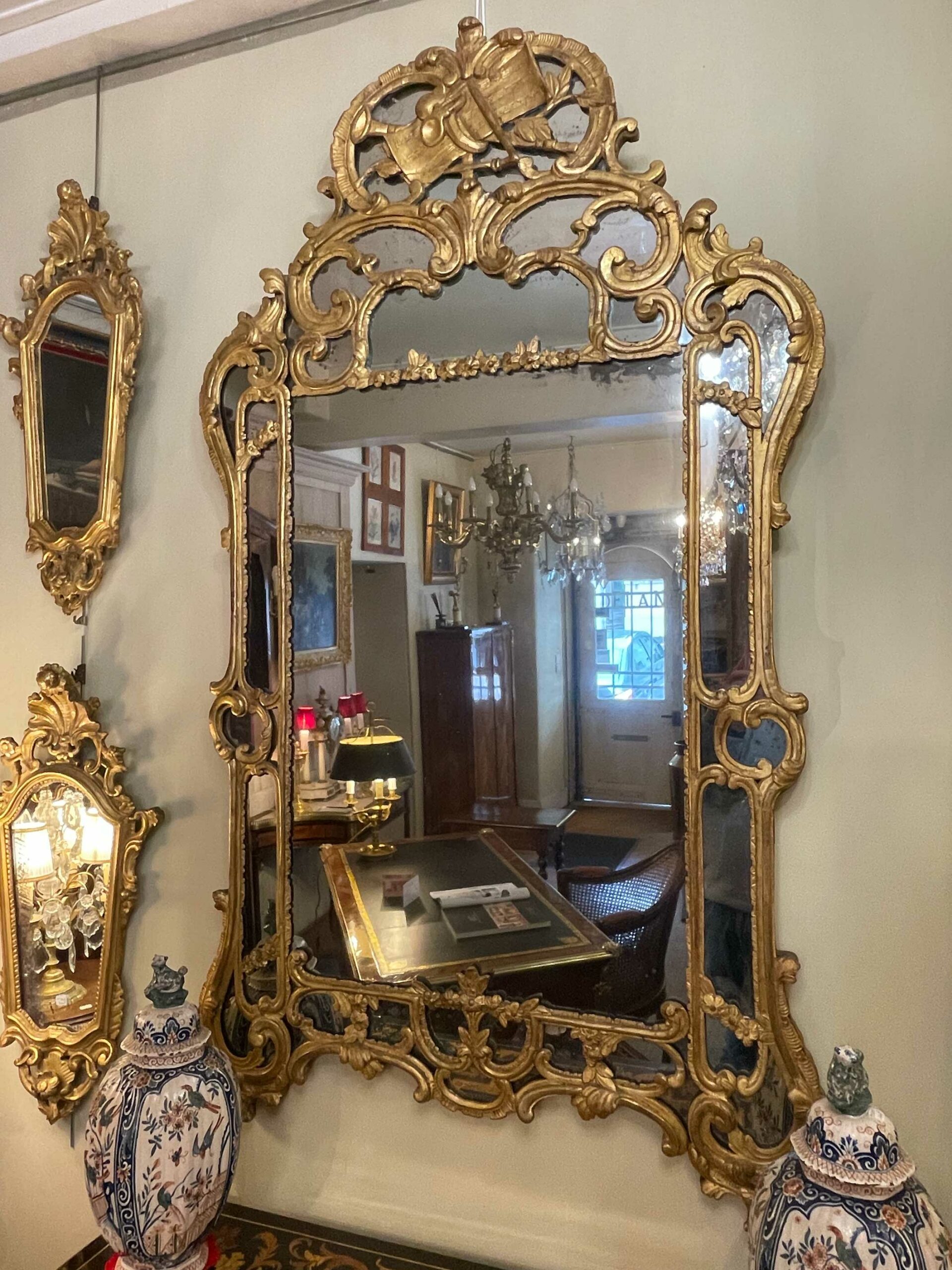 Miroir époque Louis XIV début 18ème siècle en bois doré
